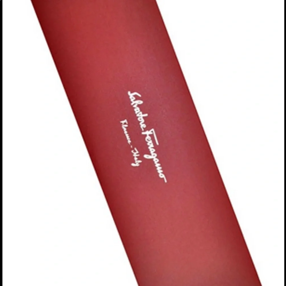 Salvador Ferragamo genuine silk tie made in Italy
